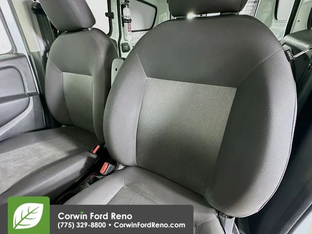 Used 2016 Bright White Ram SLT image 19