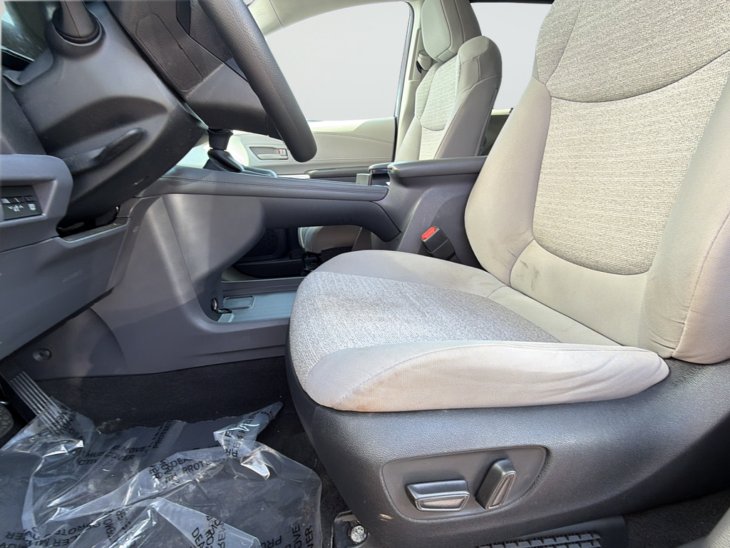 Used 2022 Blue Toyota LE image 9