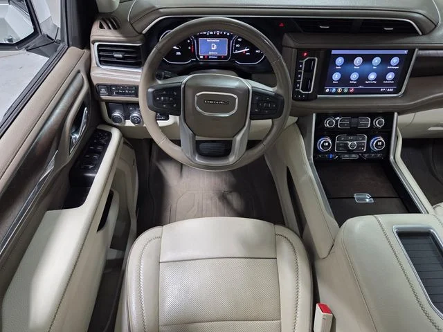 Used 2021 White GMC Denali image 8