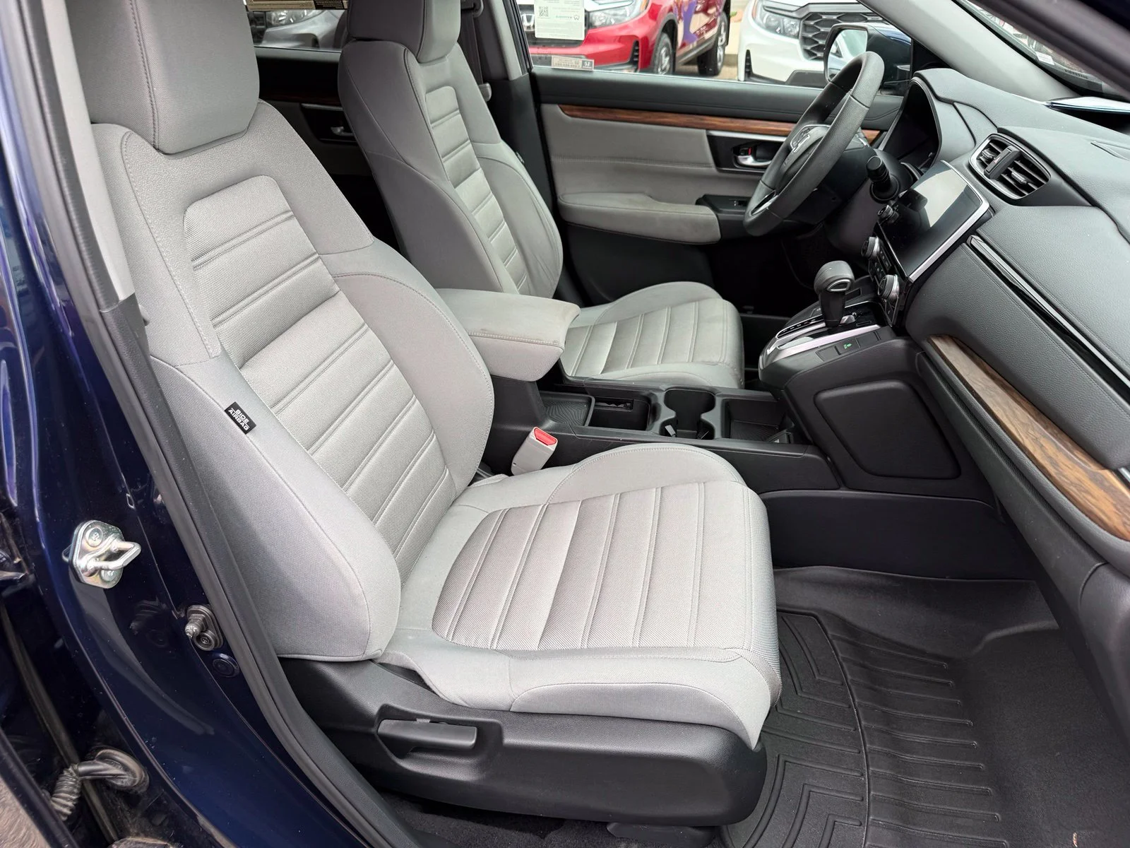 Used 2018 Blue Honda EX image 34