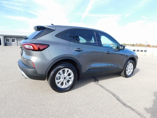 2026 Ford Escape Active photo 2