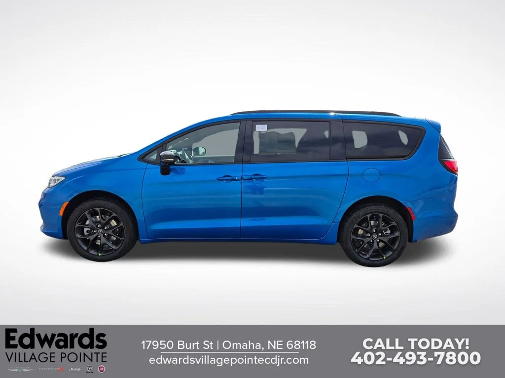 New 2026 Blue Chrysler Limited image 6