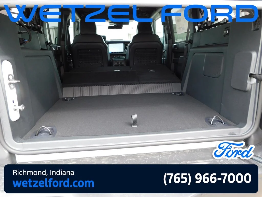 New 2026 Avalanche Gray Ford Badlands® image 24