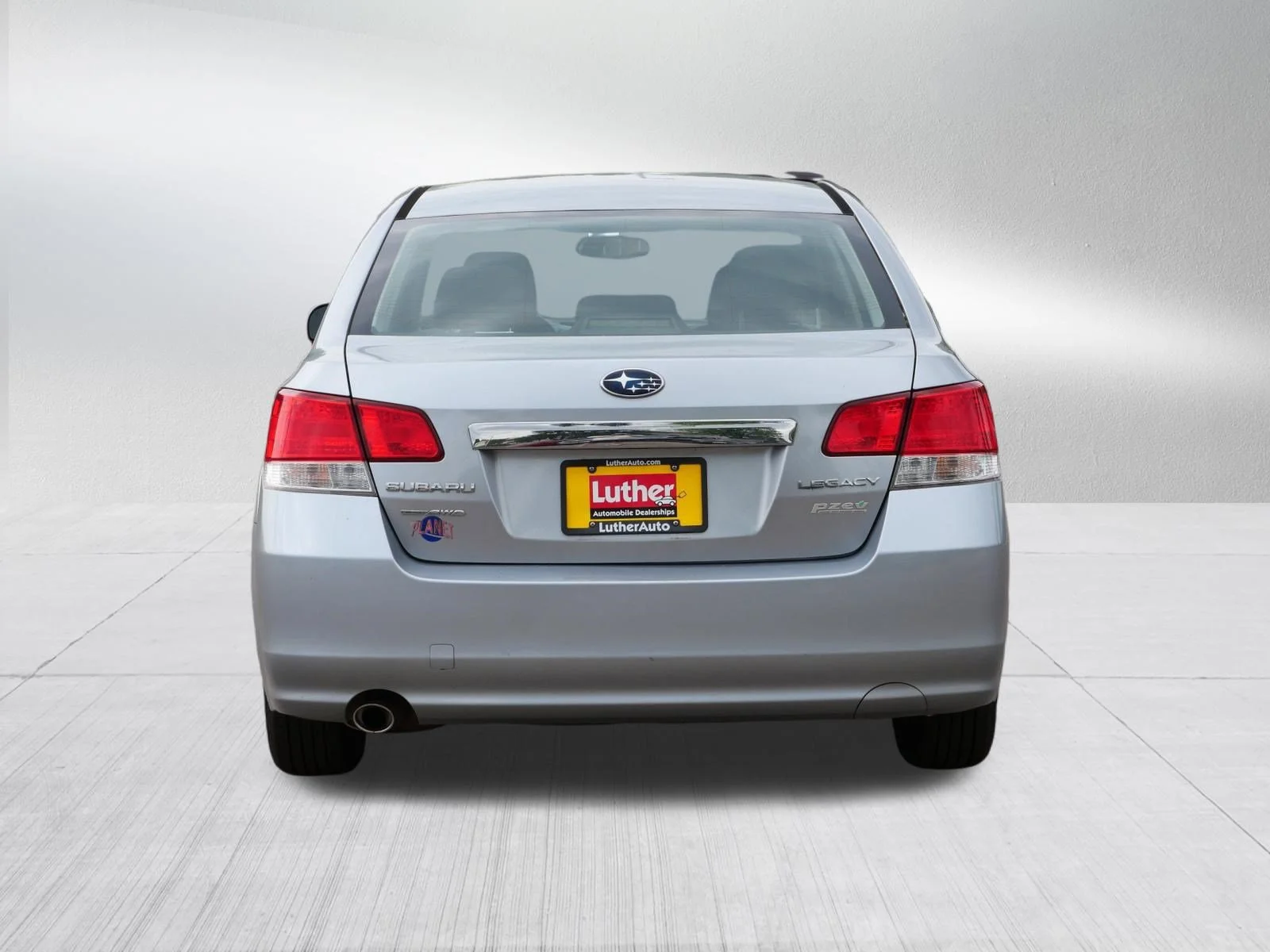 Used 2012 Ice Silver Metallic Subaru 2.5i Premium image 6