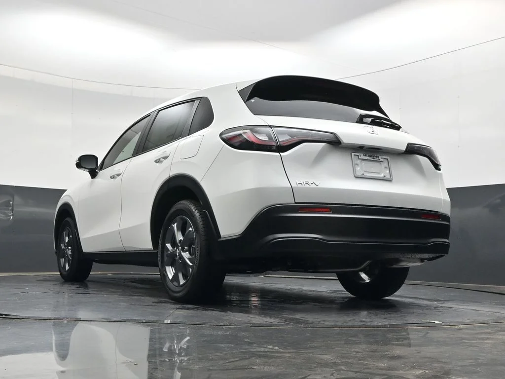 New 2027 Platinum White Pearl Honda LX image 38