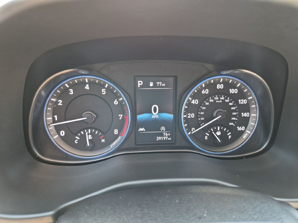 Used 2023 Black Hyundai SEL image 13