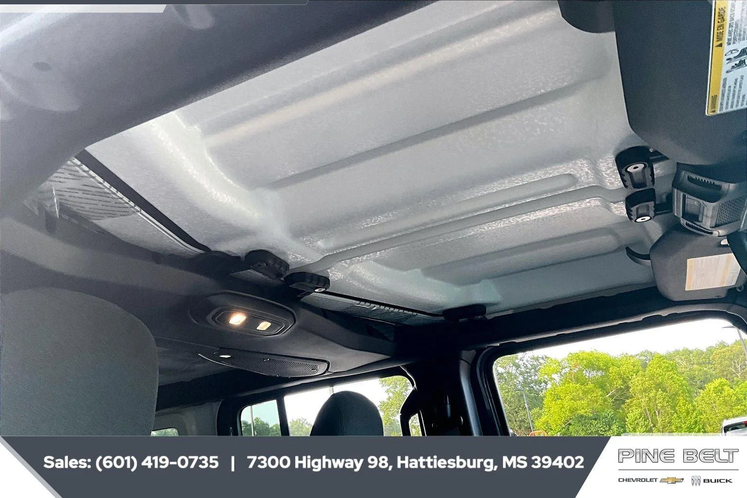 Used 2026 anvil clearcoat Jeep Sahara image 16