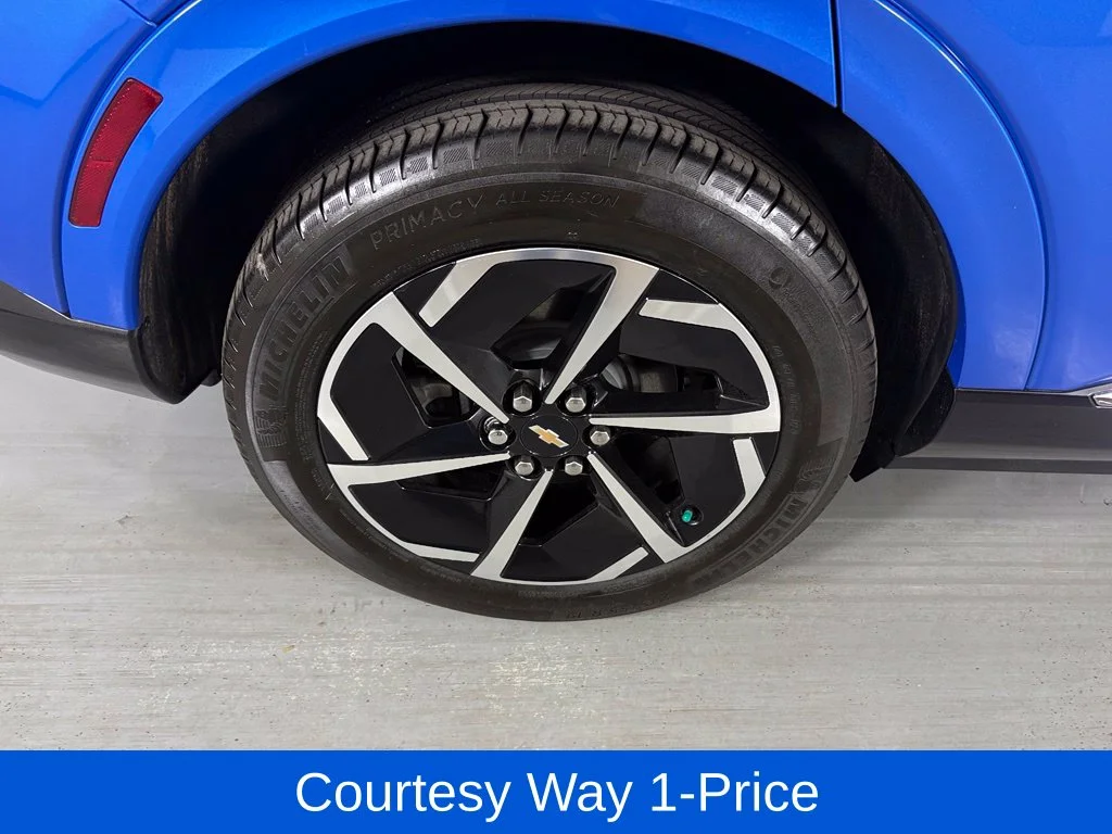 Used 2024 Blue Chevrolet LT image 13