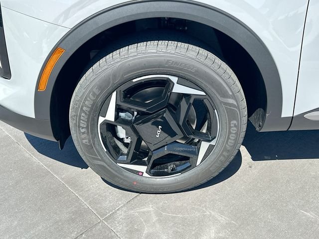 New 2026 Wolf Gray Kia EX image 30