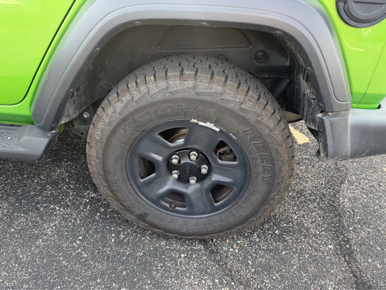 Used 2019 Mojito! Clearcoat Jeep Sport image 6