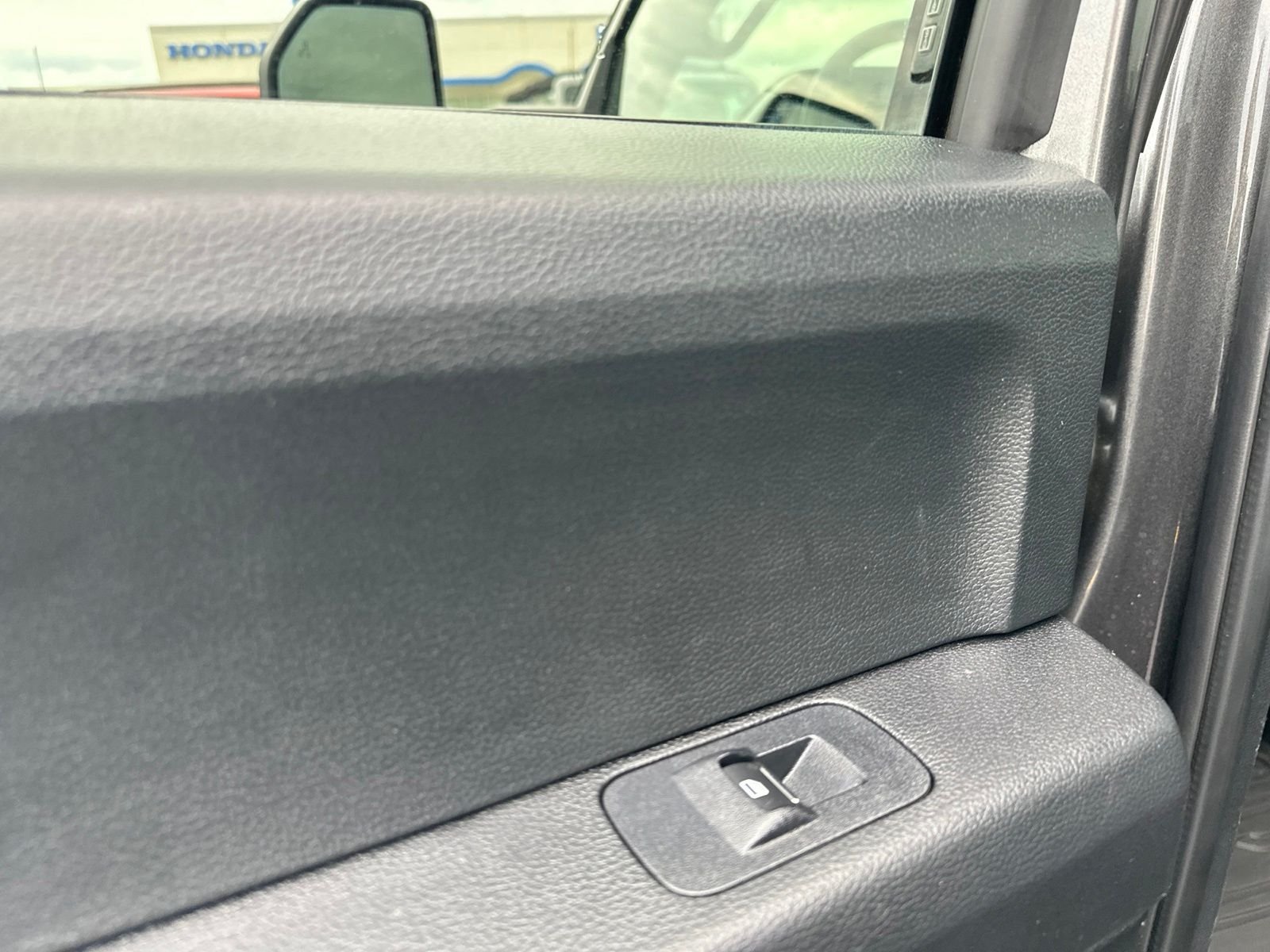 Used 2019 Gray Ford Lariat image 31