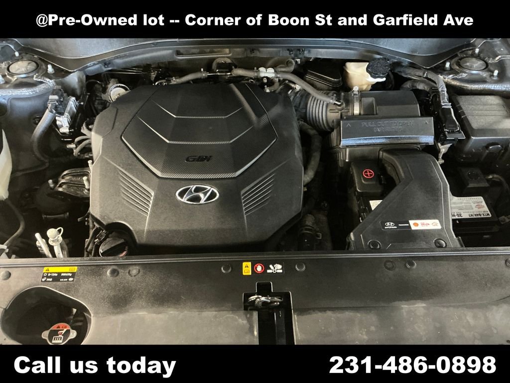 Used 2020 Black Hyundai SEL image 10