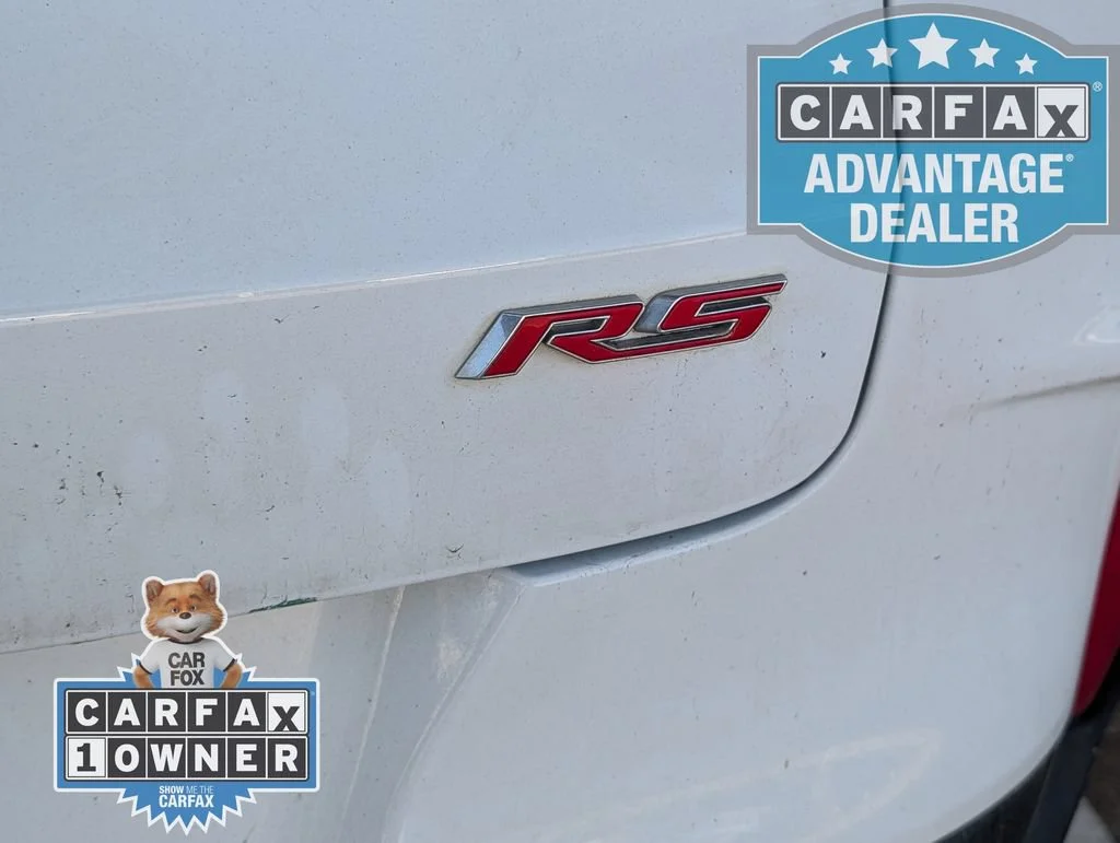 Used 2023 Summit White Chevrolet RS image 9
