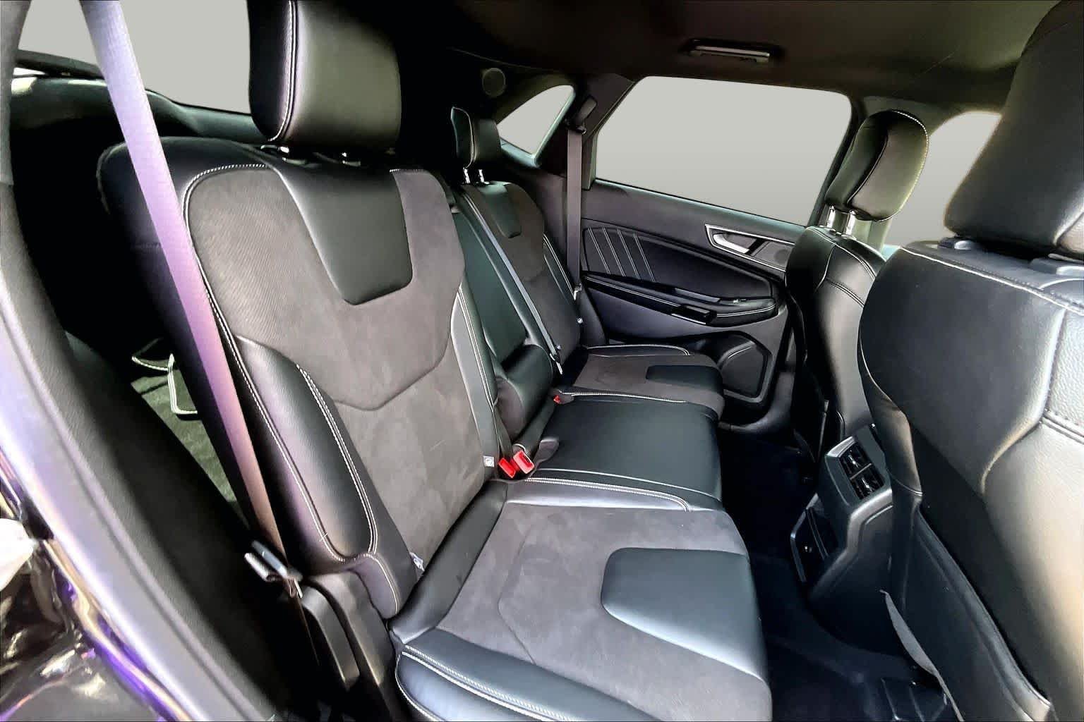 Used 2023 Agate Black Metallic Ford ST image 20