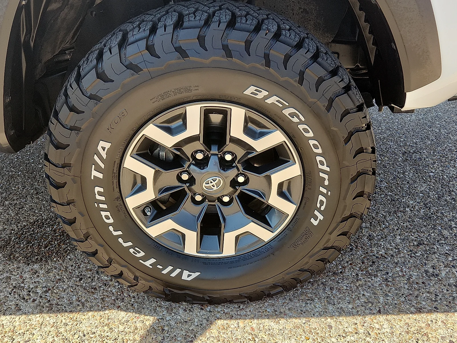 Used 2020 Super White Toyota TRD Off-Road image 7
