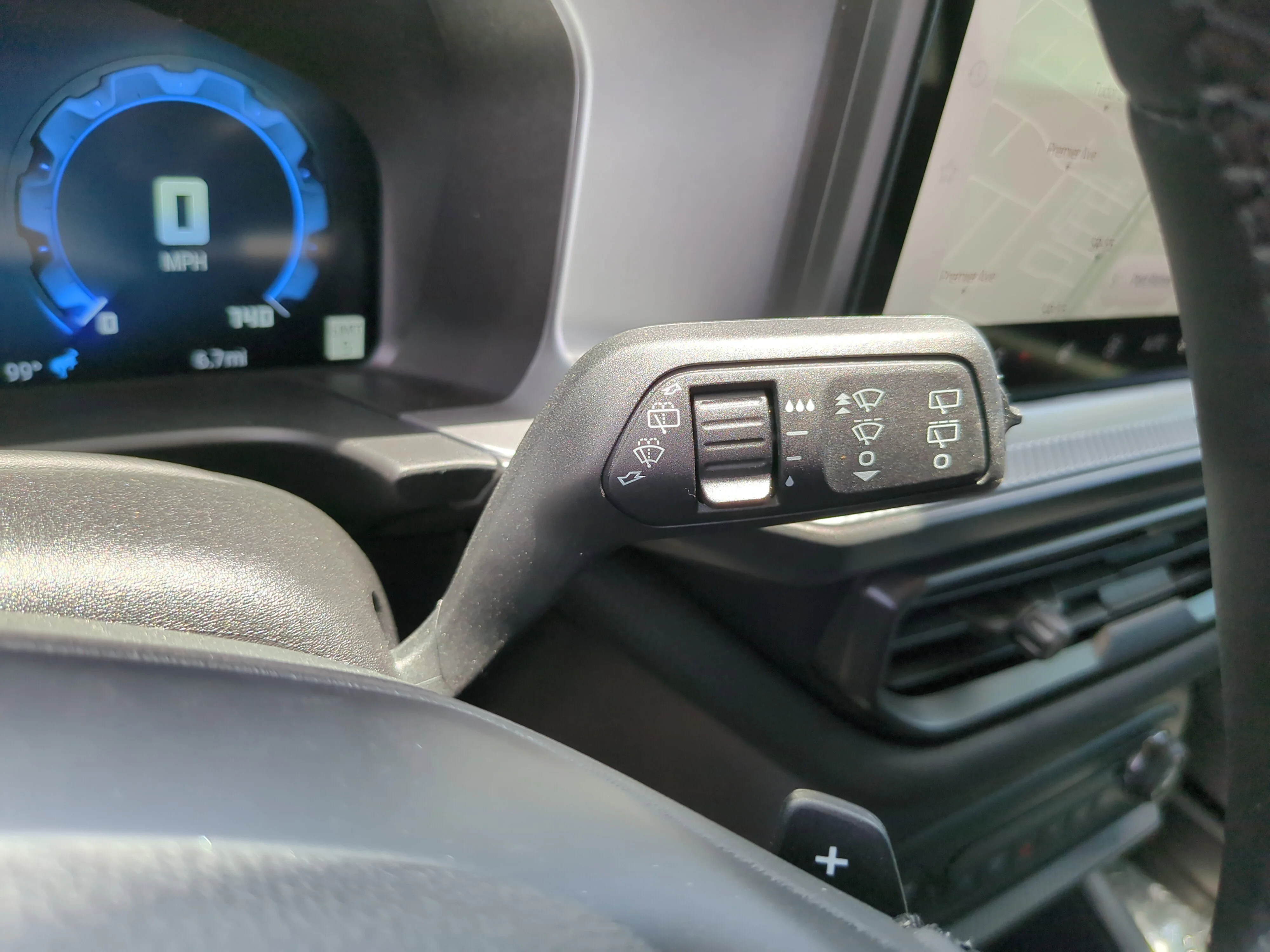 New 2026 Azure Gray Metallic Tri-Coat Ford Badlands® image 32
