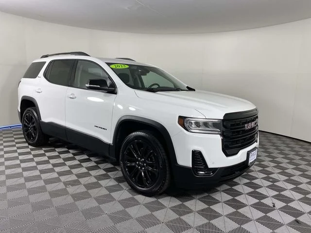 Used 2023 White GMC SLE image 1