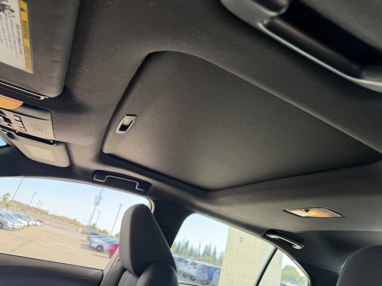Certified Used 2022 White w/Black Sand Pearl Roof Toyota SE image 19
