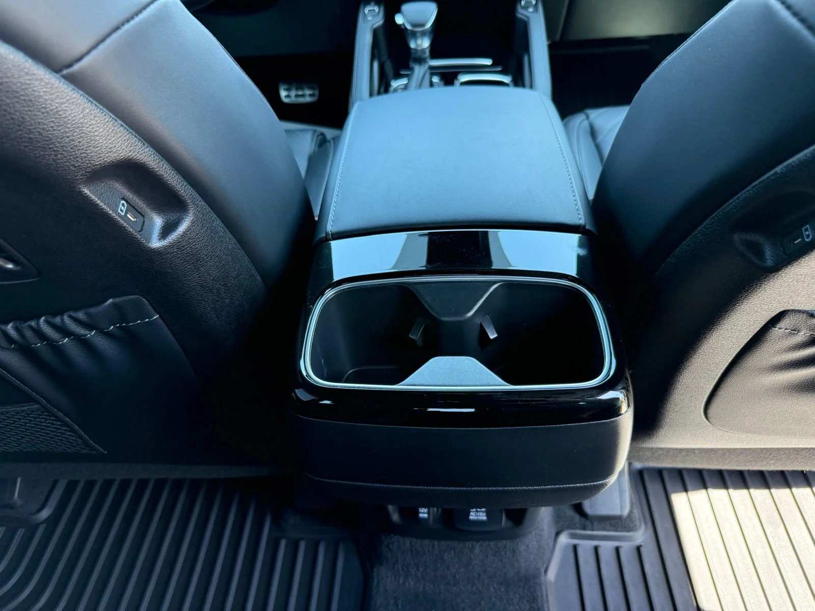 2025 Kia Telluride SX Prestige X-Line - Photo 40