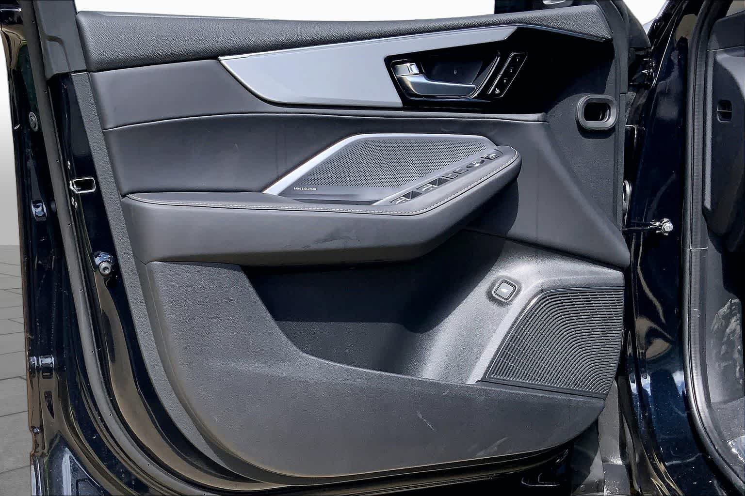 New 2026 Majestic Black Pearl Acura w/Technology Package image 10