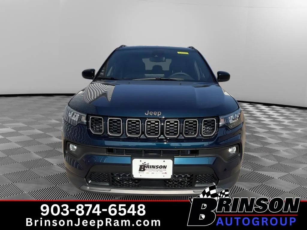 New 2026 Fathom Blue Pearl Coat Jeep Latitude Altitude image 3
