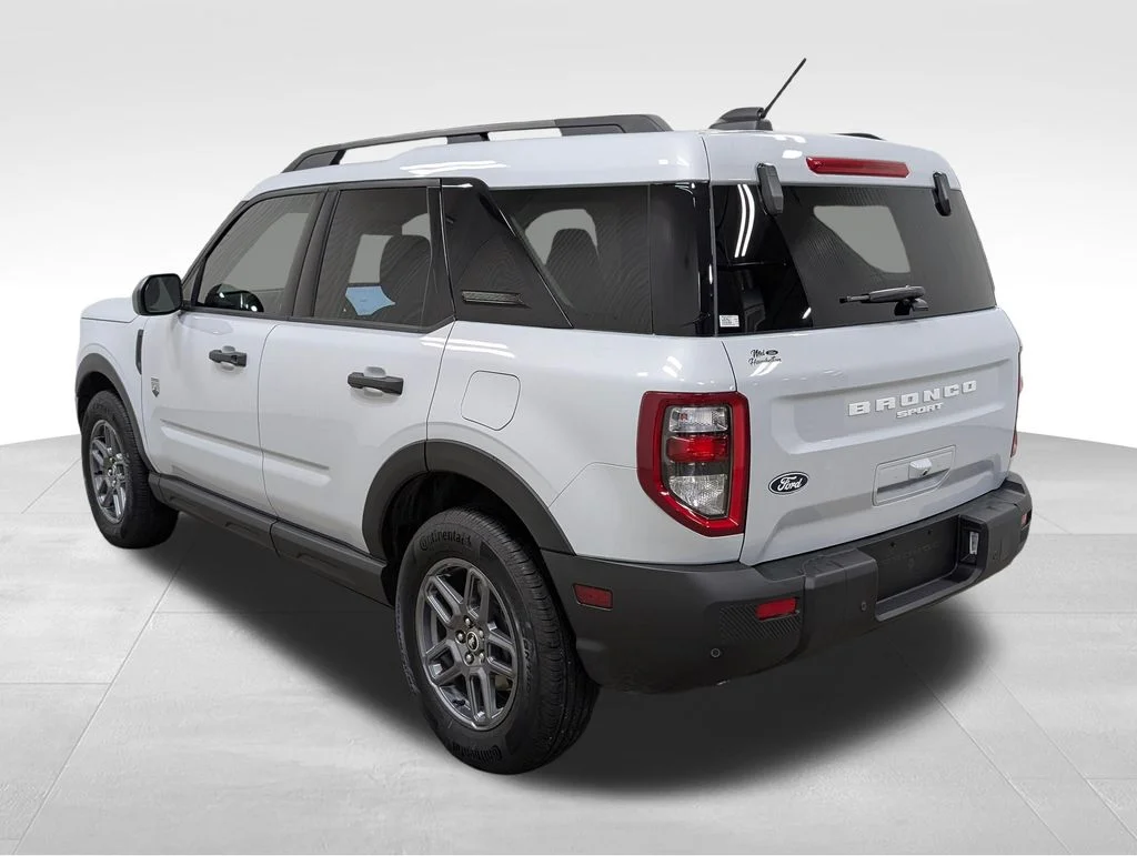 New 2026 Space White Metallic Ford Big Bend® image 19