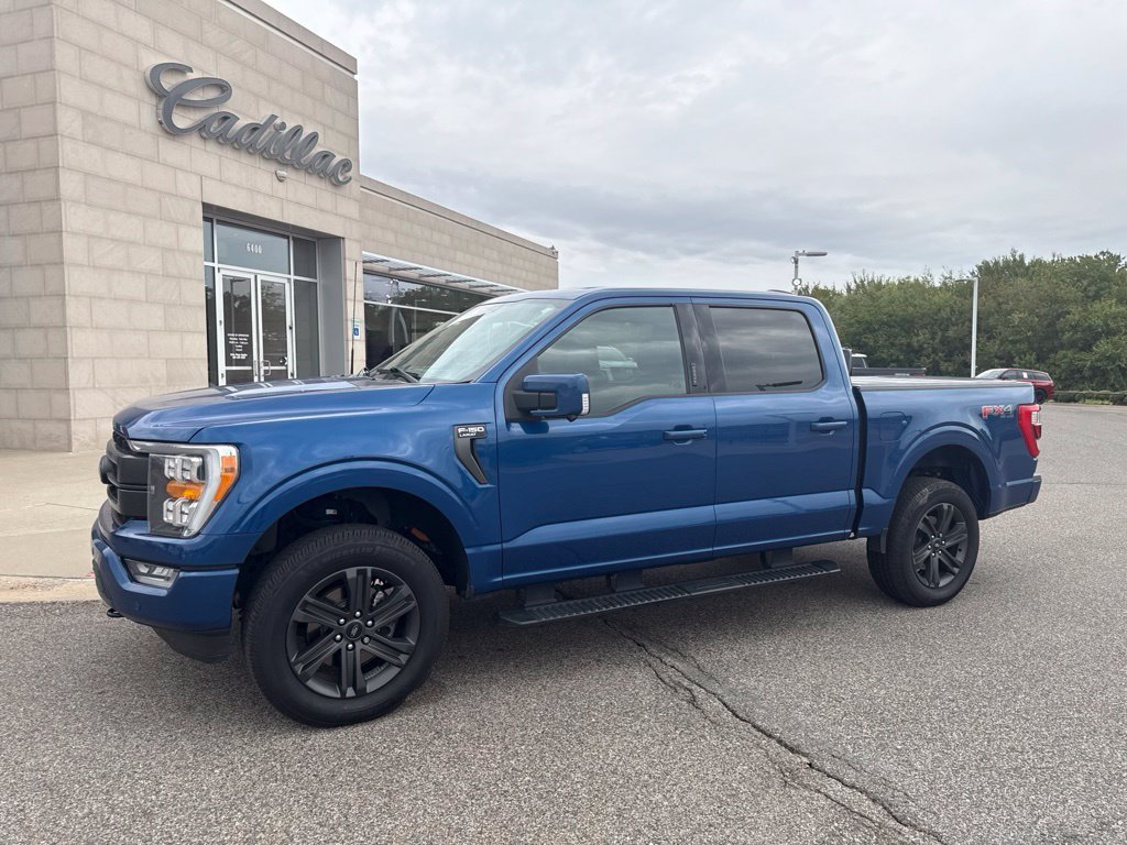 Used 2023 Blue Ford Lariat image 1