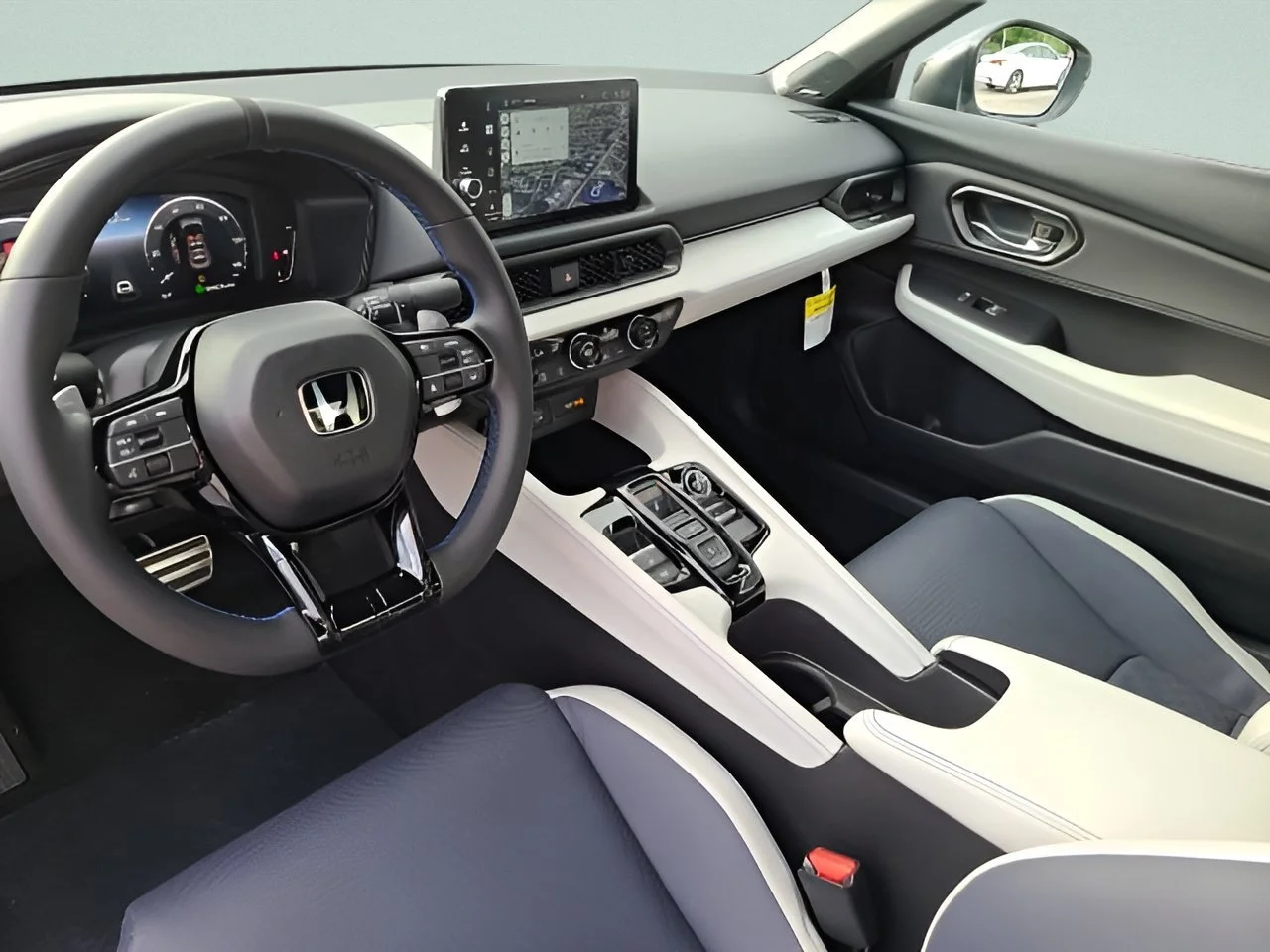 New 2026 Winter Frost Pearl w/Crystal Black Roof Honda 2-Tone image 18