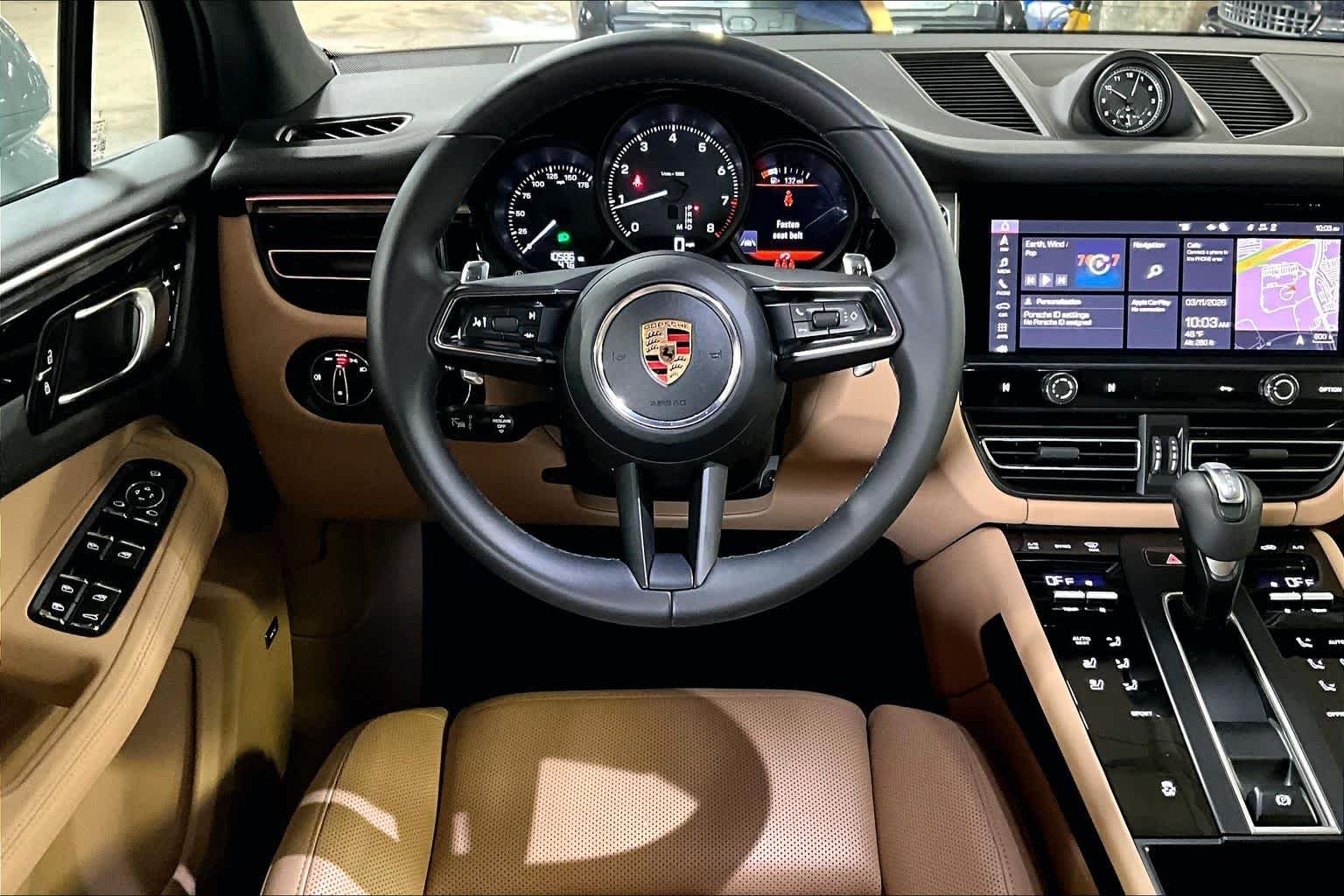 2025 Porsche Macan Base - Photo 6