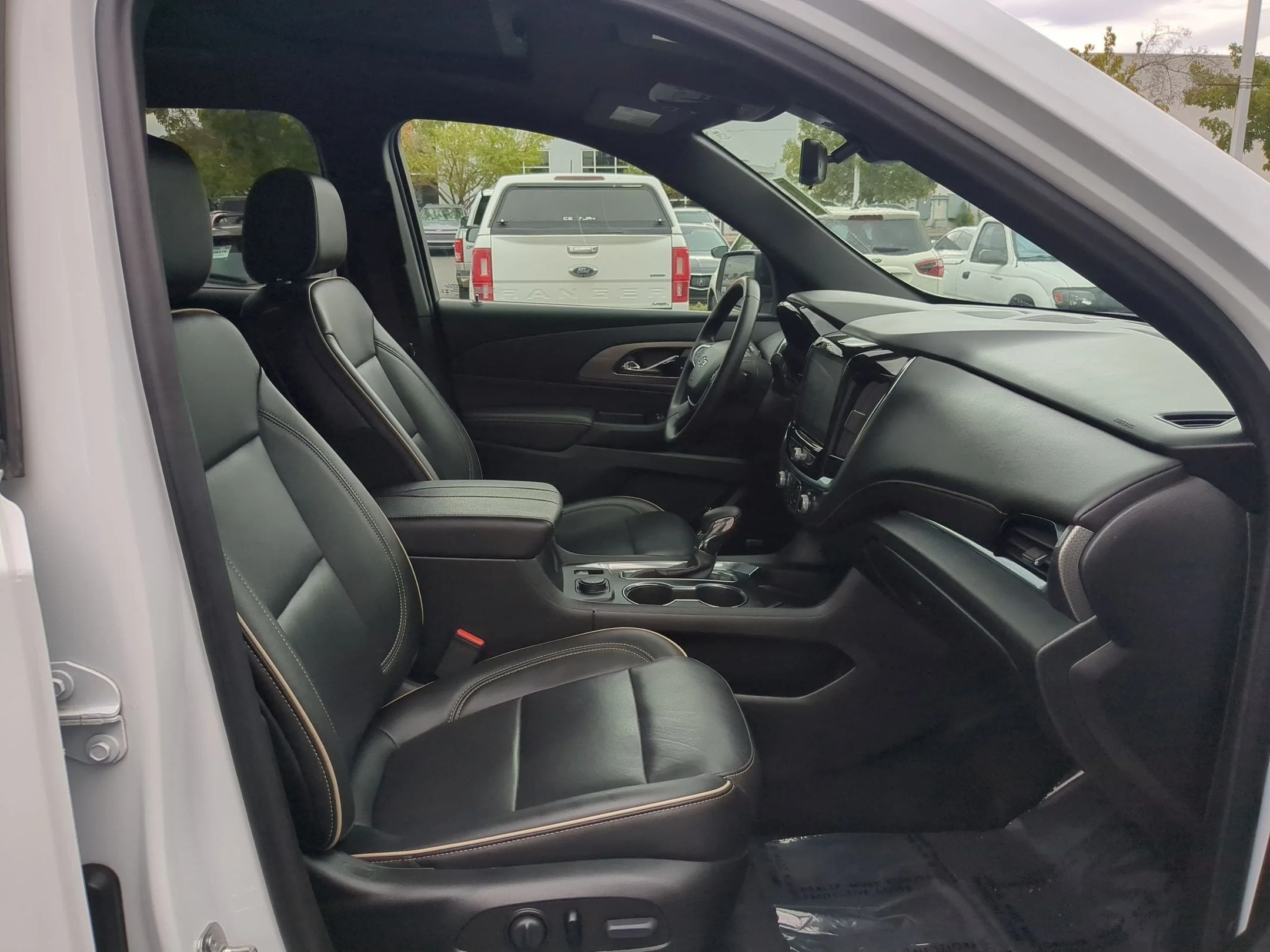 Used 2023 Summit White Chevrolet Premier image 30