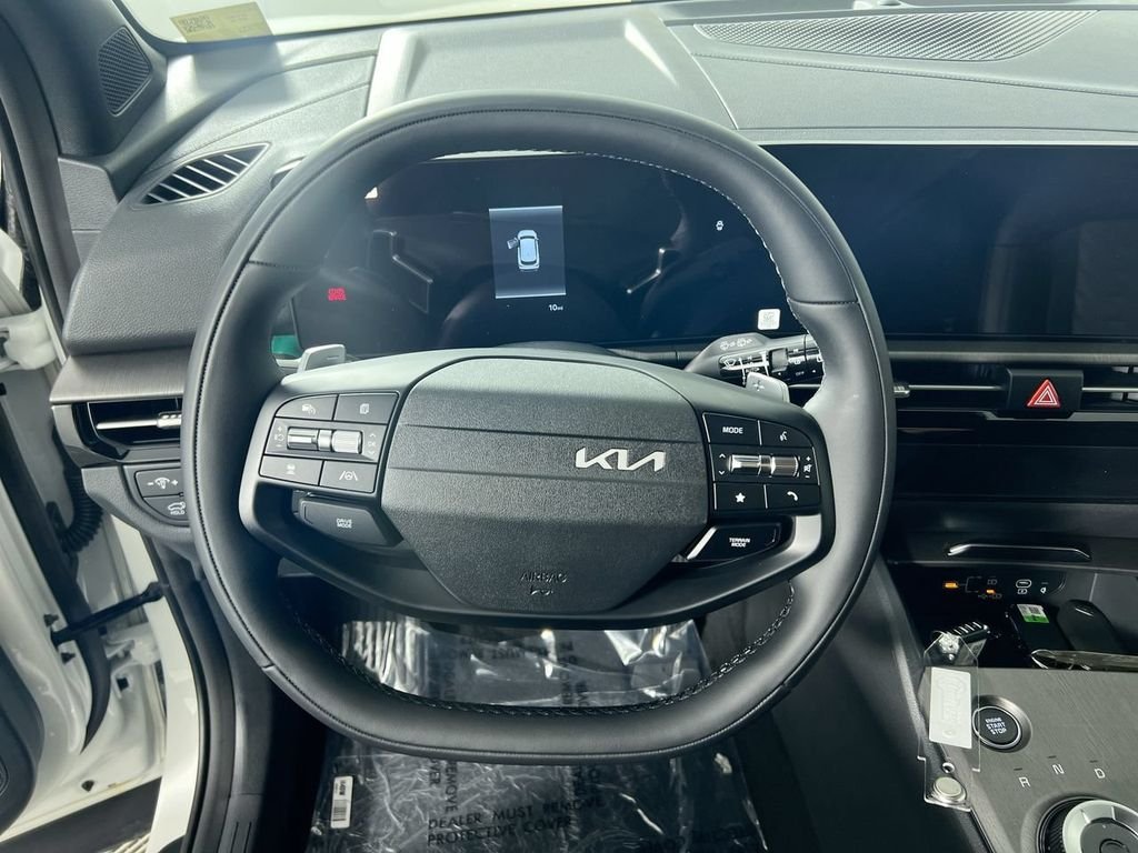 New 2026 Snow White Pearl Kia X-Line image 17