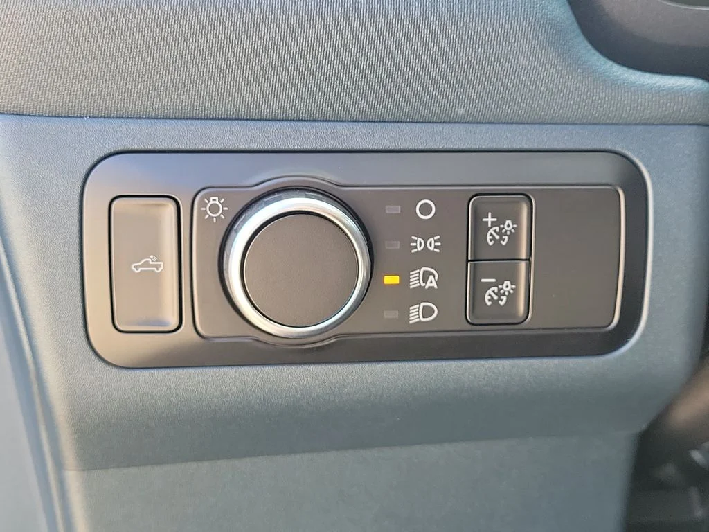 New 2026 Carbonized Gray Metallic Ford Tremor® image 27