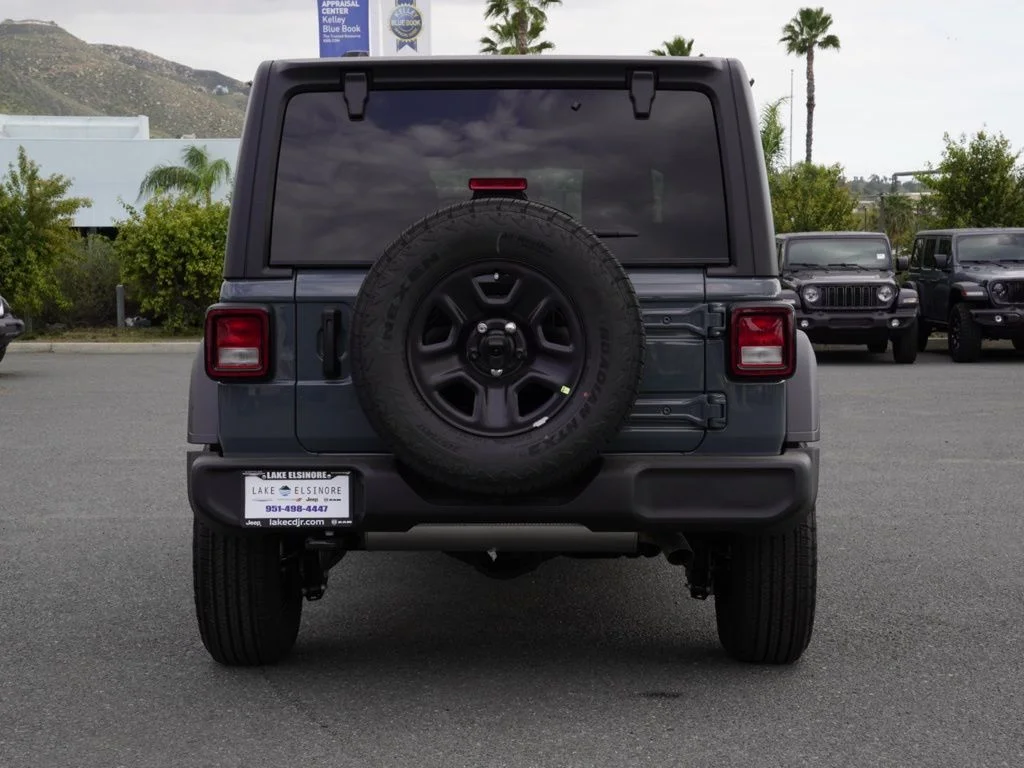 New 2026 Anvil Clear-Coat Exterior Paint Jeep Sport image 4