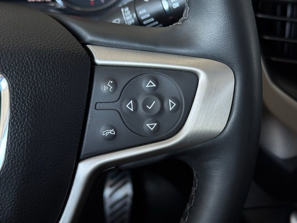 Used 2023 Summit White GMC Denali image 34