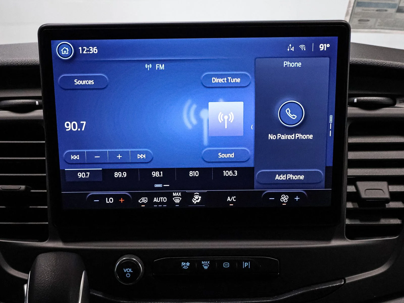 New 2026 Oxford White Ford Cargo Van image 24
