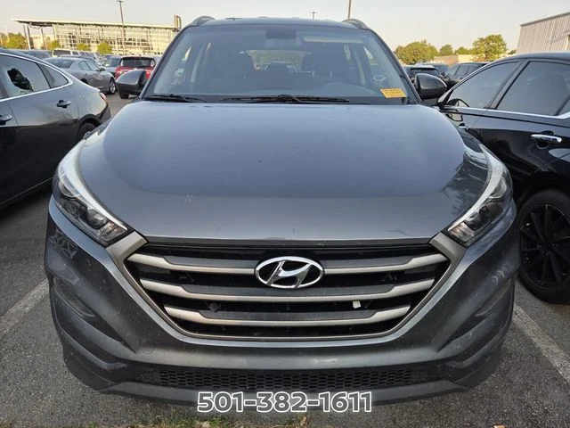Used 2016 Gray Hyundai SE image 6