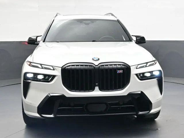Used 2024 White BMW M60i image 10