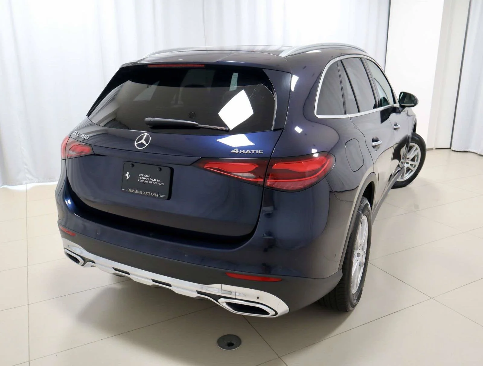 Used 2023 Nautical Blue Metallic Mercedes-Benz GLC 300 image 5