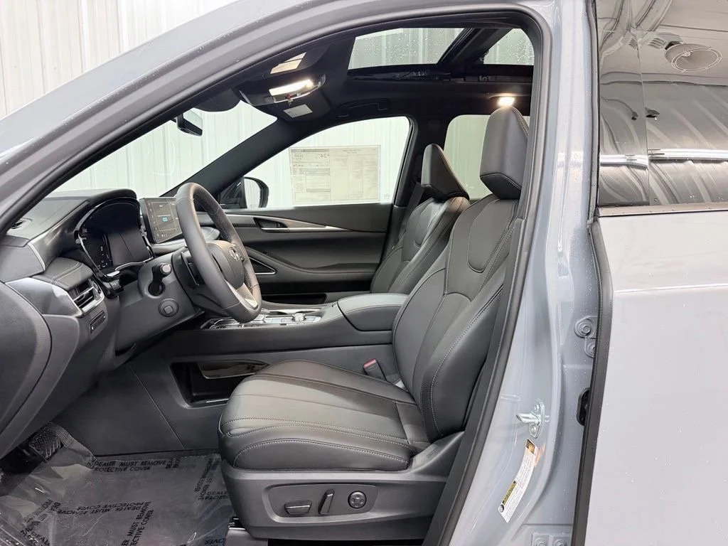 New 2027 HARBOR GRAY INFINITI Sport AWD image 13