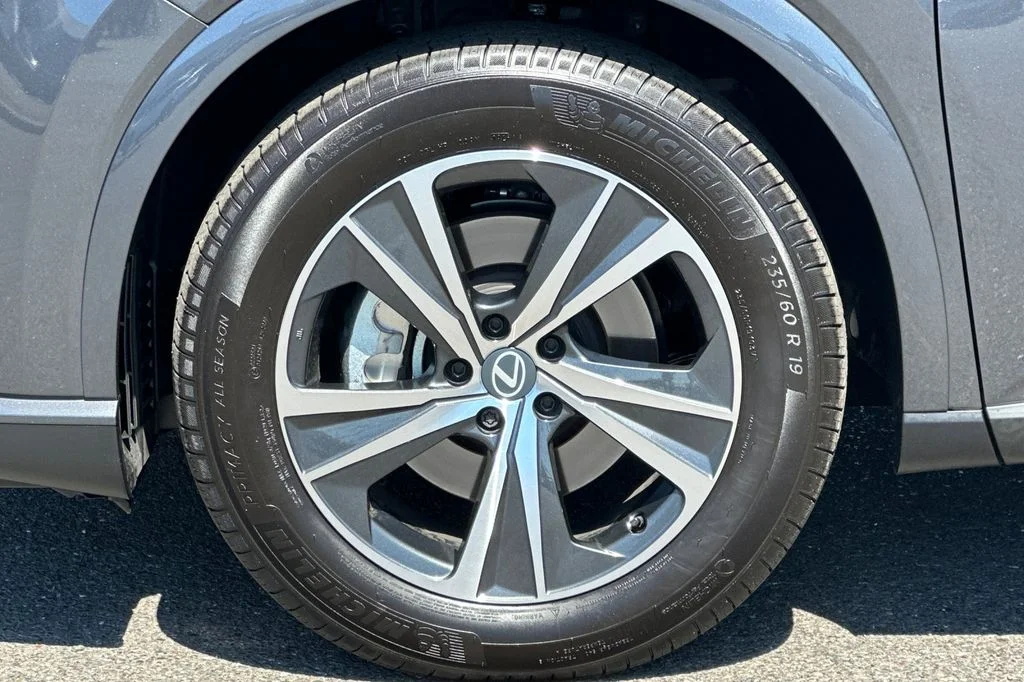 Used 2026 Gray Lexus 350 image 32