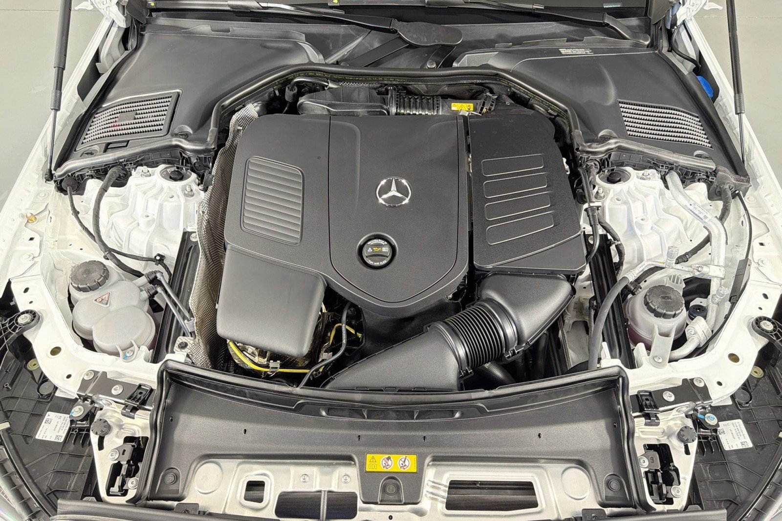 New 2026 Polar White Mercedes-Benz C 300 Sedan image 10