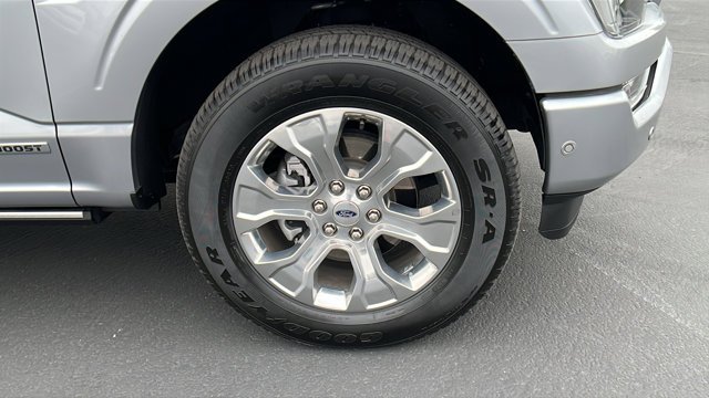 Used 2022 Silver Ford  image 10