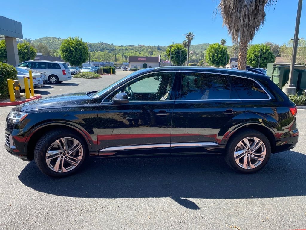 Used 2023 Black Audi 55 Premium Plus image 4