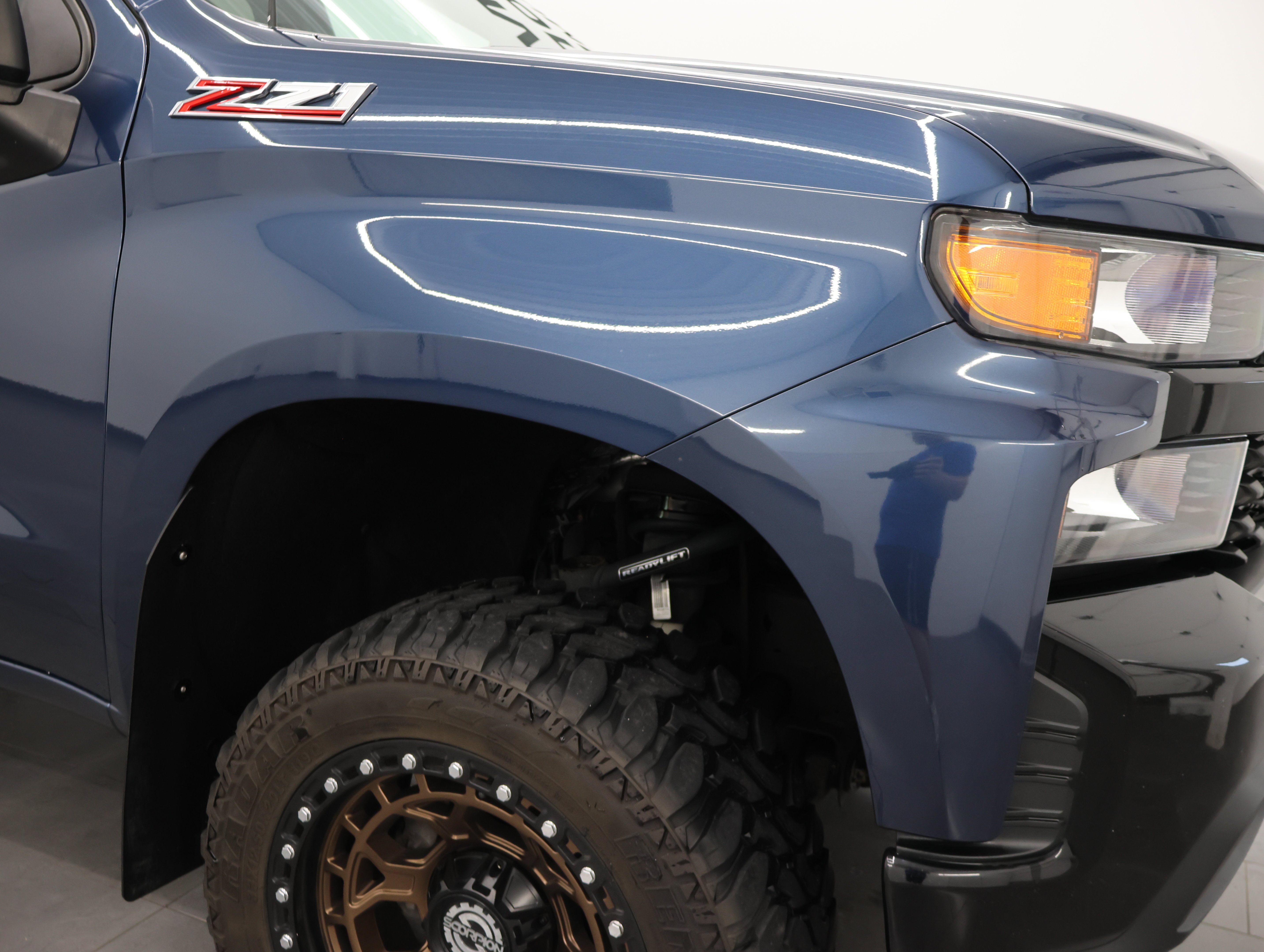 Used 2019 BLUE Chevrolet 4x4 Crew Cab Custom Trail Boss: CREW-LONG-CUSTOM-TRAIL BOSS-BACKUP CAM-Z71 image 21