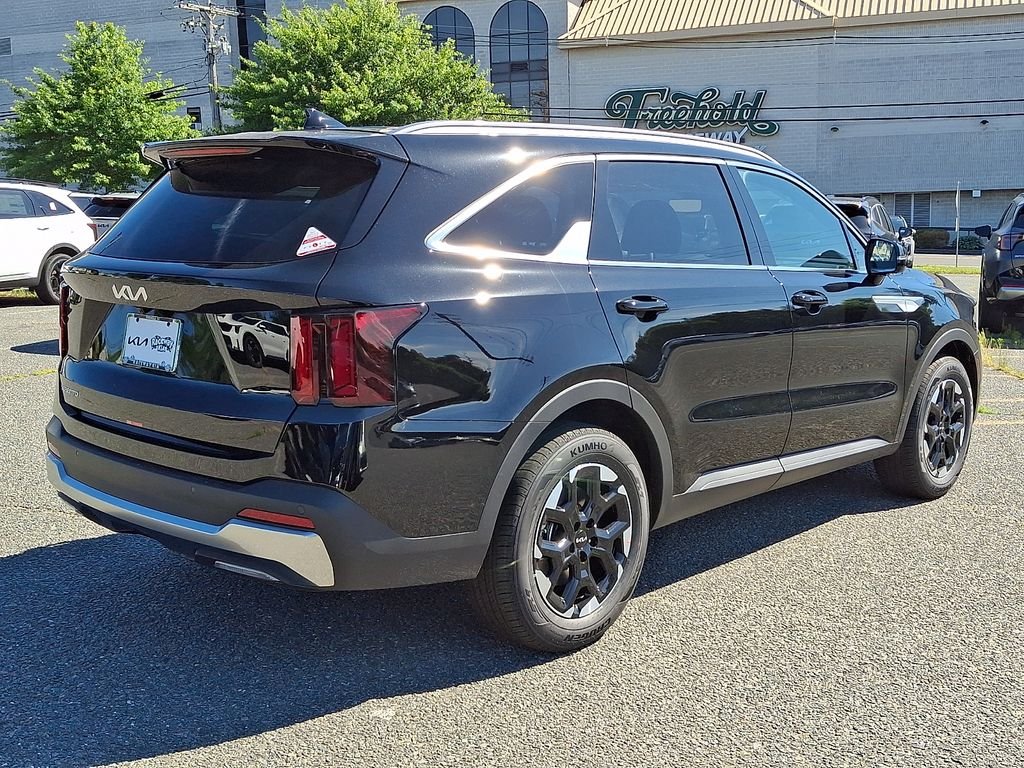 New 2026 Black Kia S image 4