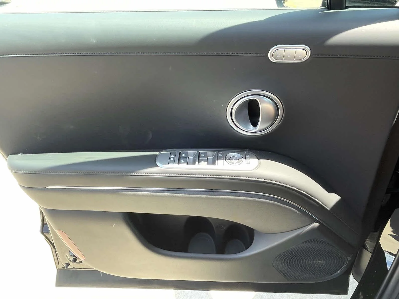 New 2026 Abyss Black Pearl Hyundai Calligraphy image 30