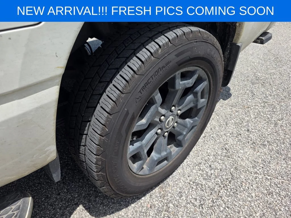 Used 2018 White Nissan SV Gas image 7