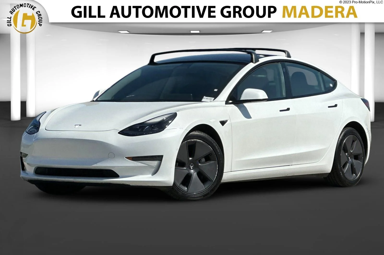 2022 Tesla Model 3 Long Range Dual Motor All-Wheel Drive's photo