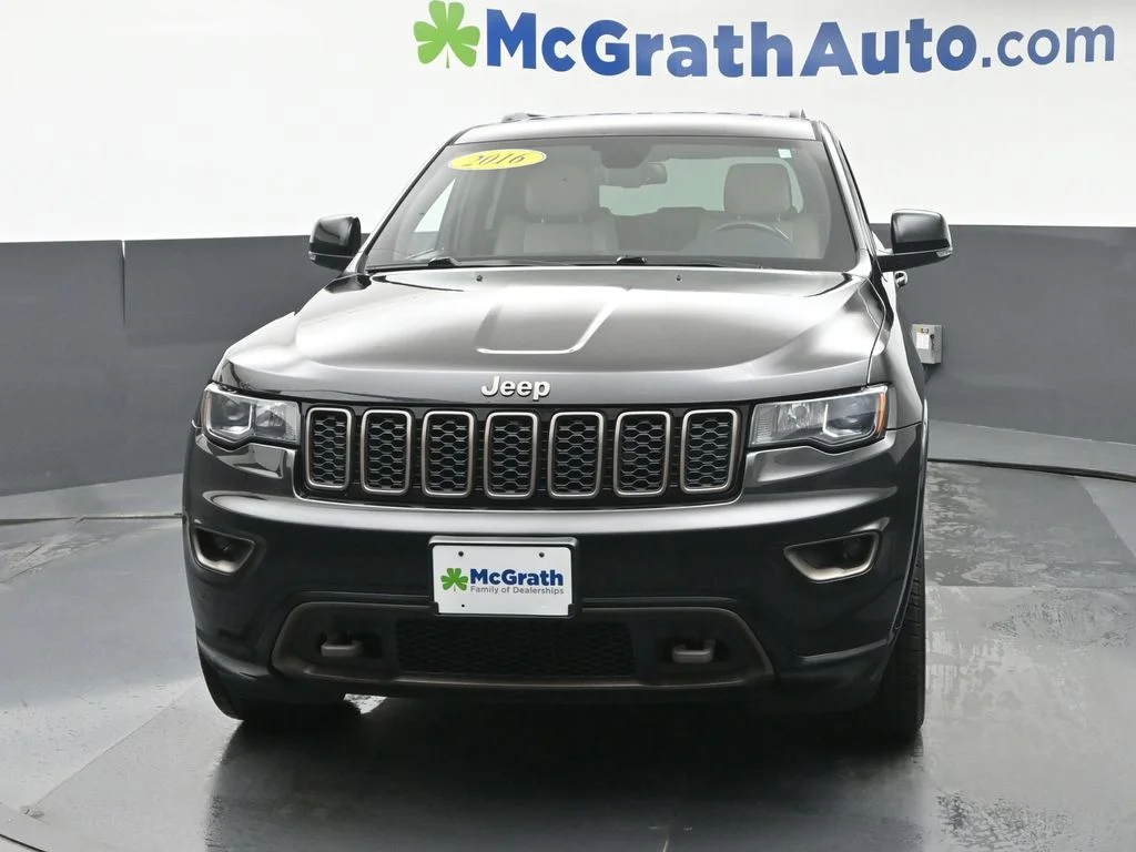 Used 2016 Black Jeep Limited image 6