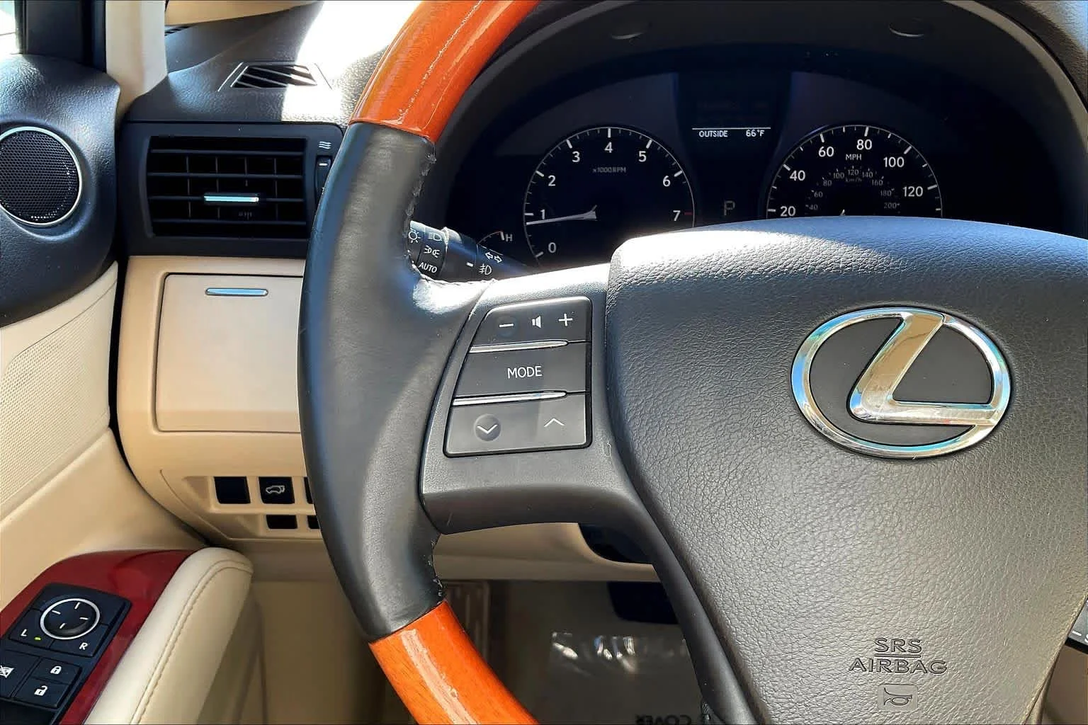 Used 2012 Satin Cashmere Metallic Lexus  image 23